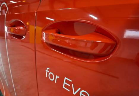 Personalizare auto profesională pentru flotă comercială