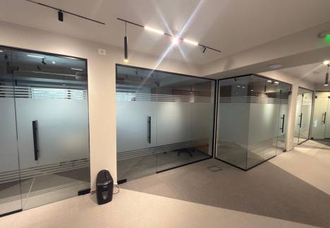 motaj bucuresti geamuri sablate