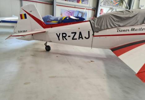 colantare avioane aerodrom clinceni
