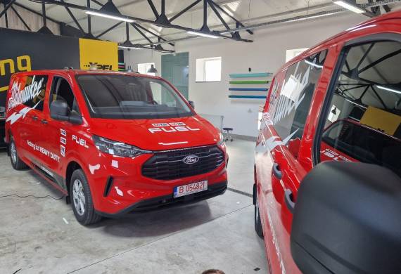 incriptionar auto duba colant personalizat utilitara colantare 